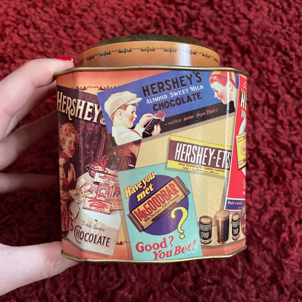 Vintage Edition #3 Hershey’s Chocolate Tin